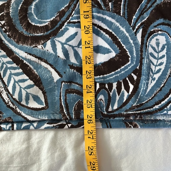 Easywear by Chicos womans stretchy short sleeve pullover top blue leaf print 16 - Picture 8 of 9